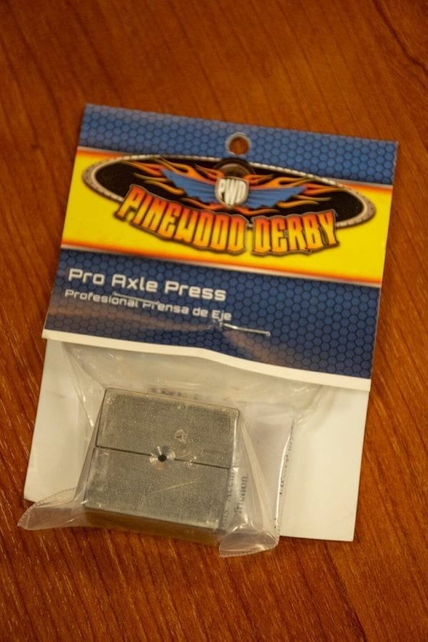 Pinewood Derby Pro Axle Press