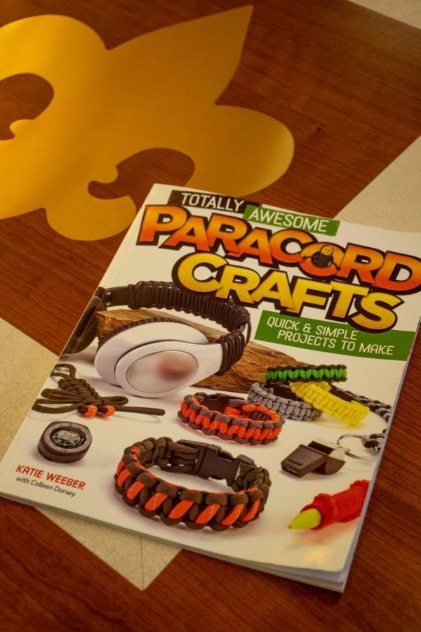 Totally Awesome Paracord Crafts Book